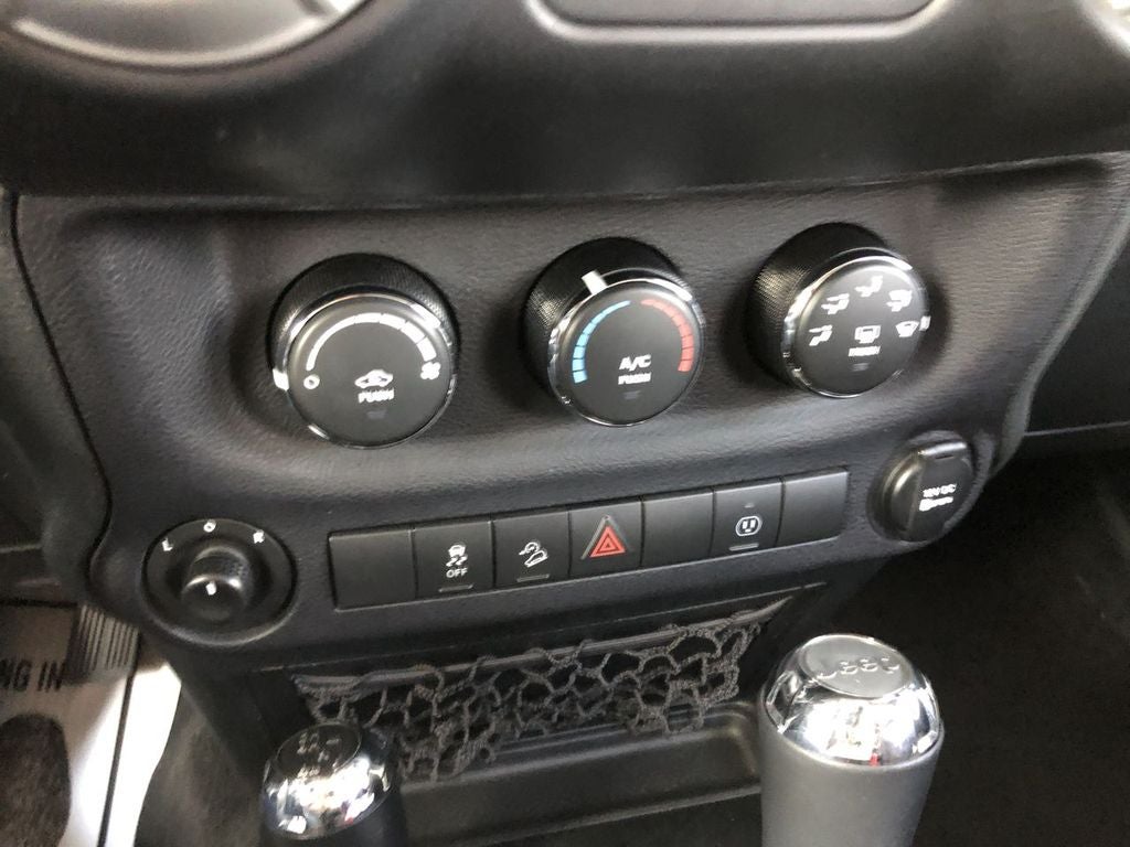 2018 Jeep Wrangler JK Unlimited Sahara
