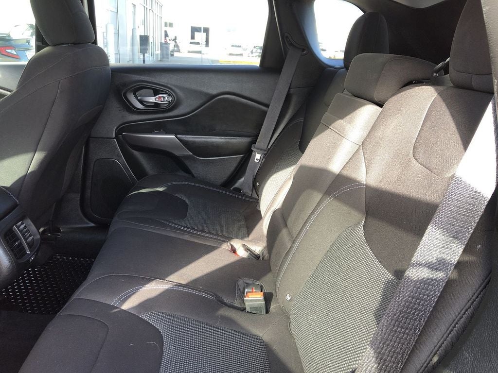 2019 Jeep Cherokee Latitude