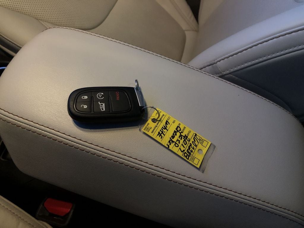 2017 Jeep Cherokee Overland