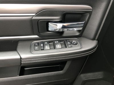 2024 RAM 1500 Classic Warlock Crew Cab 4x4 5'7" Box