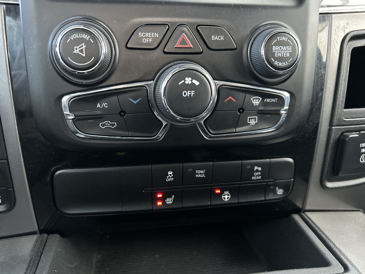 2017 RAM 1500 Sport
