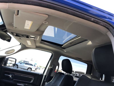2017 RAM 1500 Laramie Crew Cab 4x4 5'7" Box