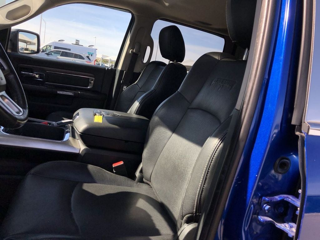 2017 RAM 1500 Laramie Crew Cab 4x4 5'7" Box