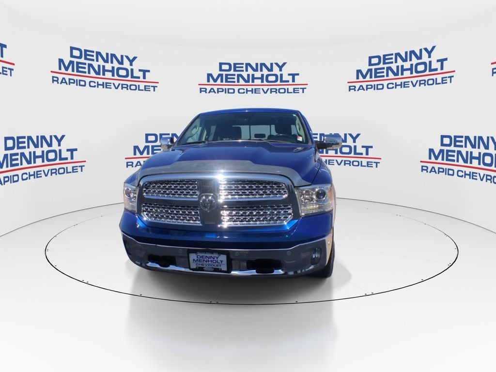 2017 RAM 1500 Laramie Crew Cab 4x4 5'7" Box