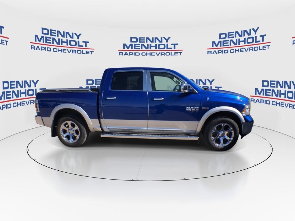 2017 RAM 1500 Laramie Crew Cab 4x4 5'7" Box