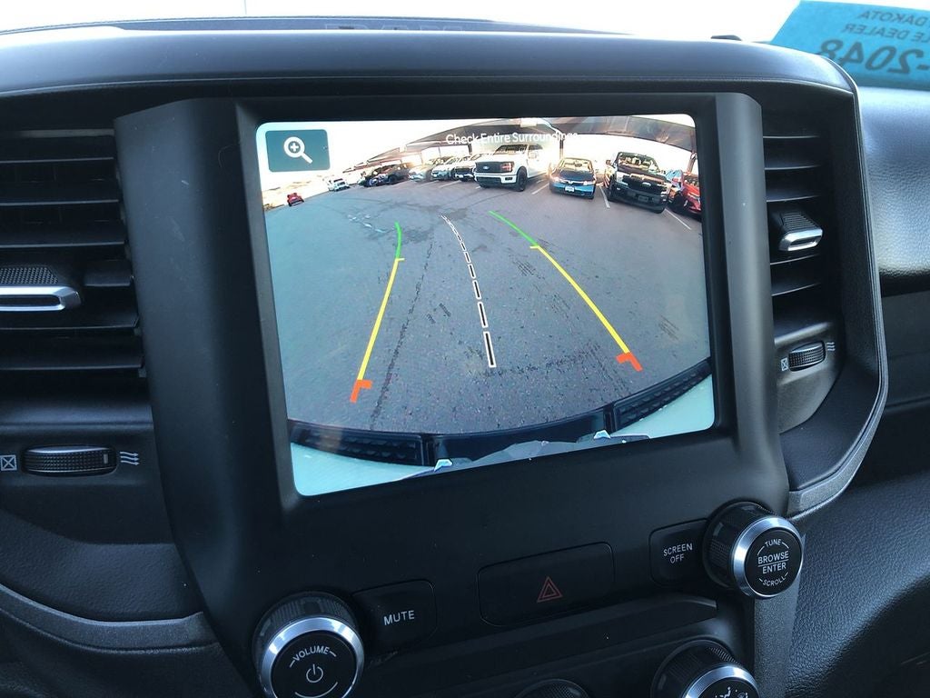 2024 RAM 1500 Tradesman Crew Cab 4x4 5'7" Box