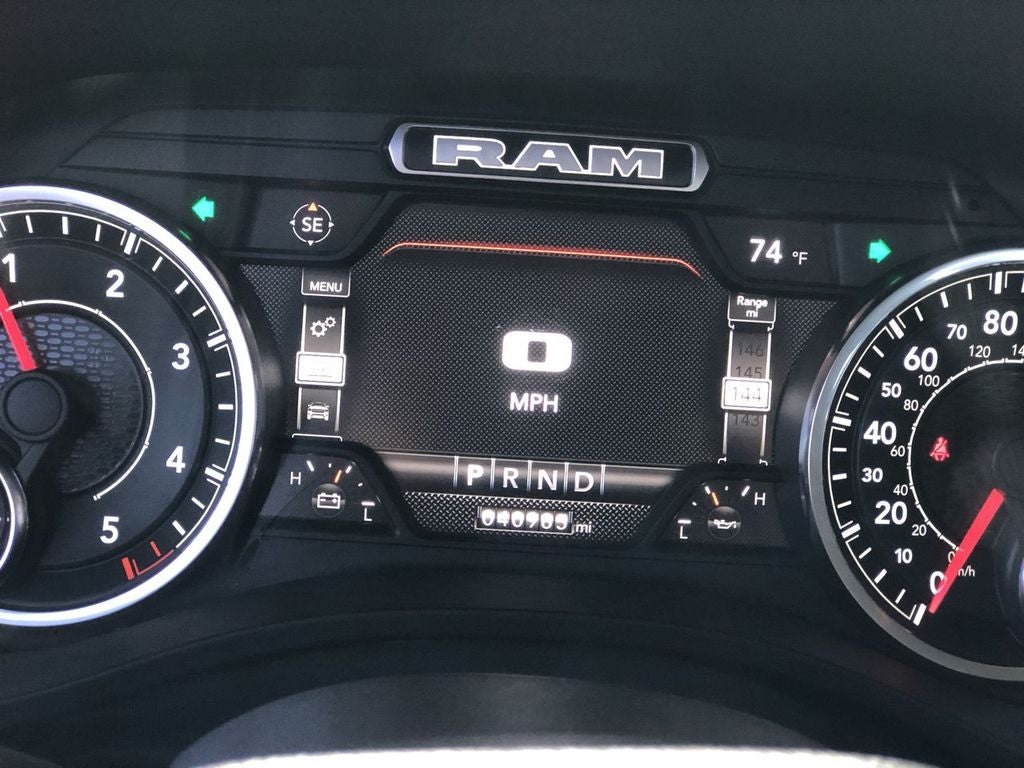 2022 RAM 1500 Laramie Crew Cab 4x4 5'7" Box