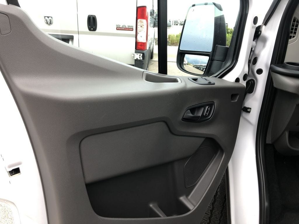 2025 Ford Transit Passenger Wagon XL