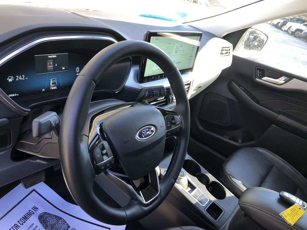 2025 Ford Escape Platinum