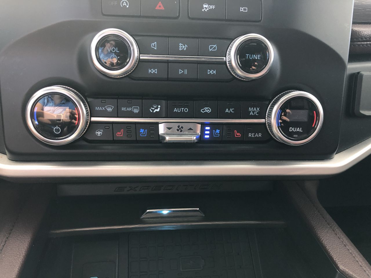 2024 Ford Expedition Limited - Photo 20
