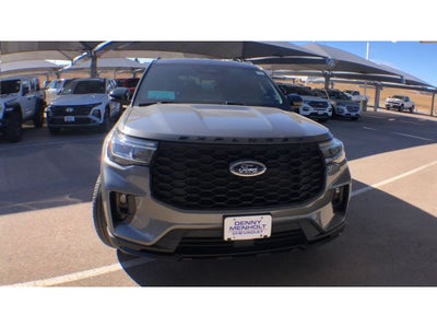 2025 Ford Explorer ST-Line