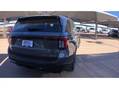 2025 Ford Explorer ST-Line