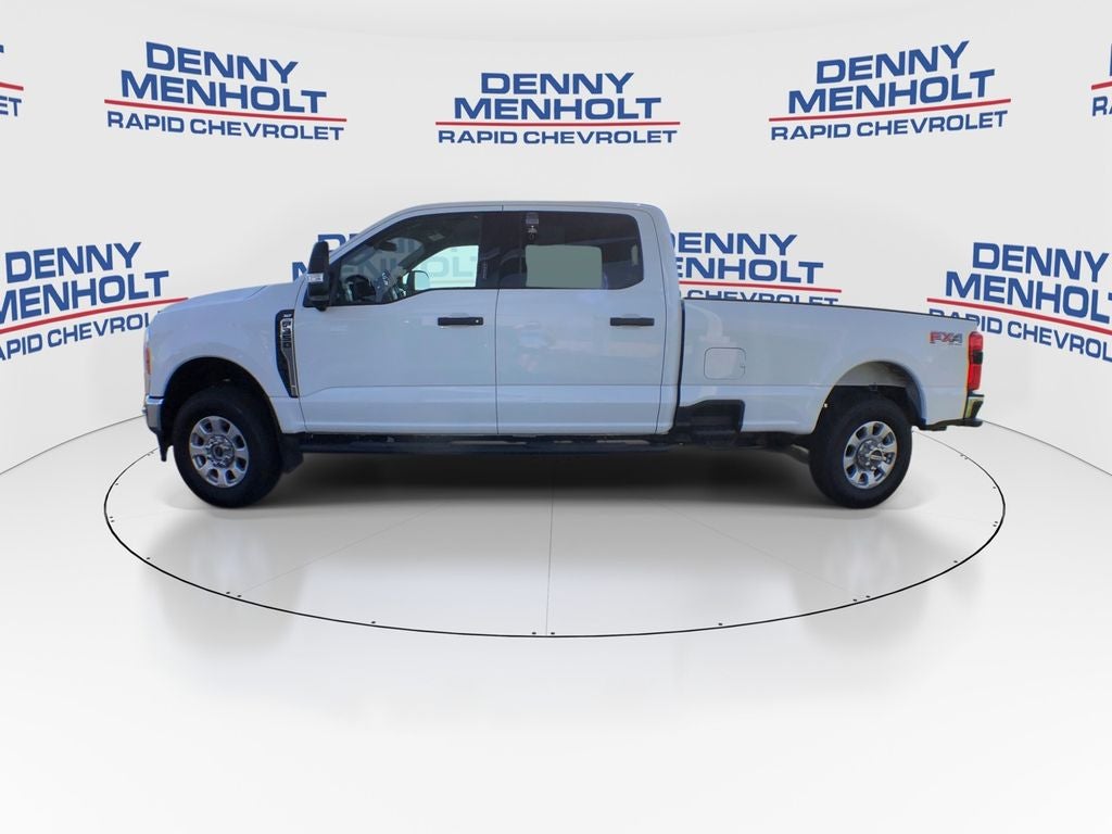 2023 Ford Super Duty F-350 SRW XL