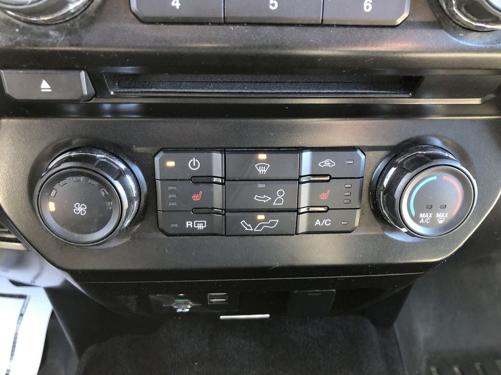 2015 Ford F-150 XLT w/HD Payload Pkg