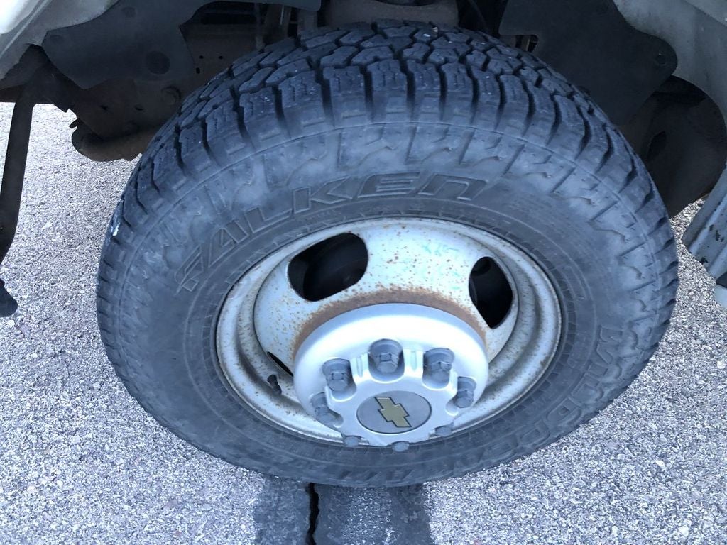 2009 Chevrolet Express Cutaway 3500 3500