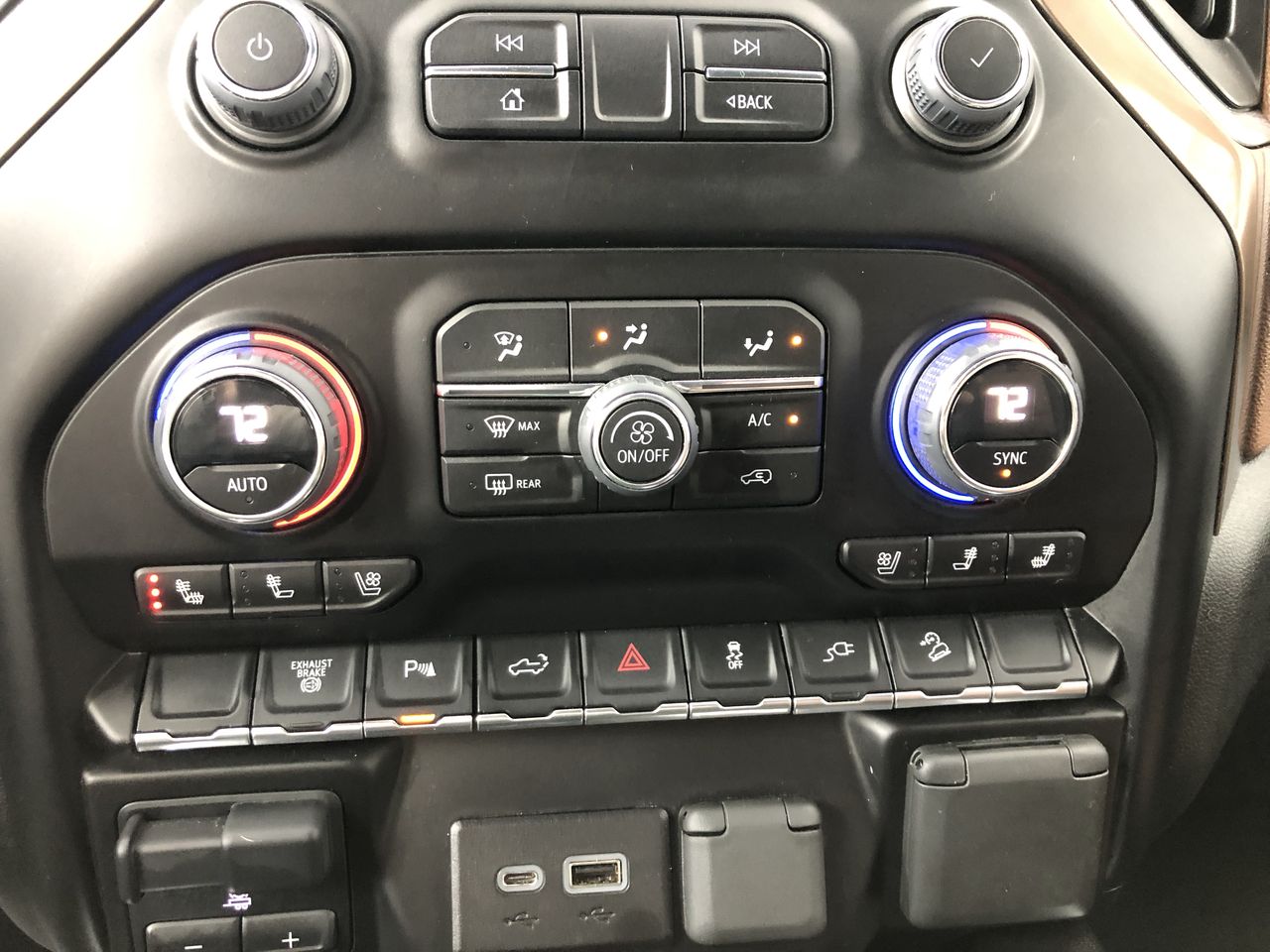 2023 Chevrolet Silverado 3500 HD High Country