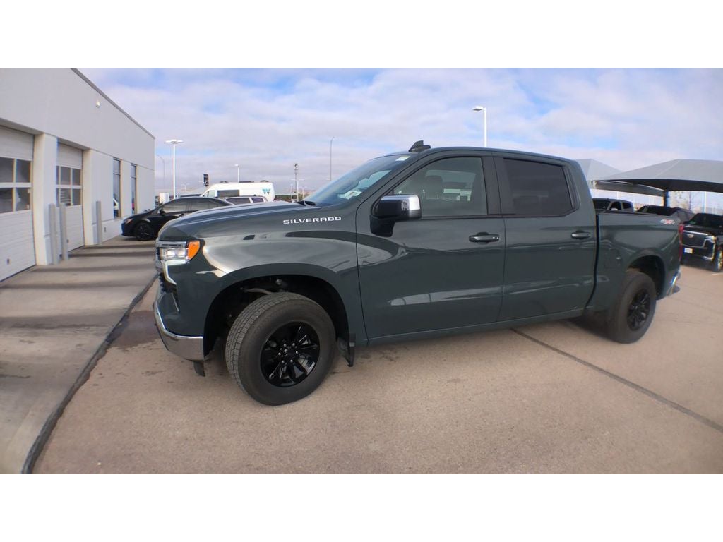 2025 Chevrolet Silverado 1500 LT