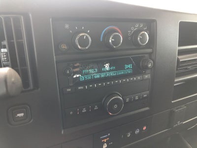 2025 Chevrolet Express Cargo WT
