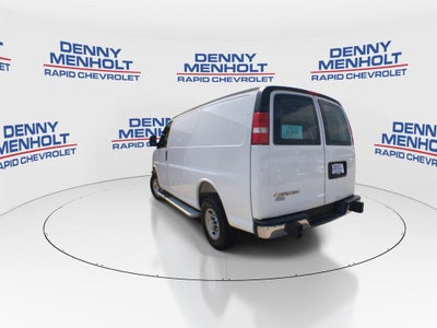 2025 Chevrolet Express Cargo WT