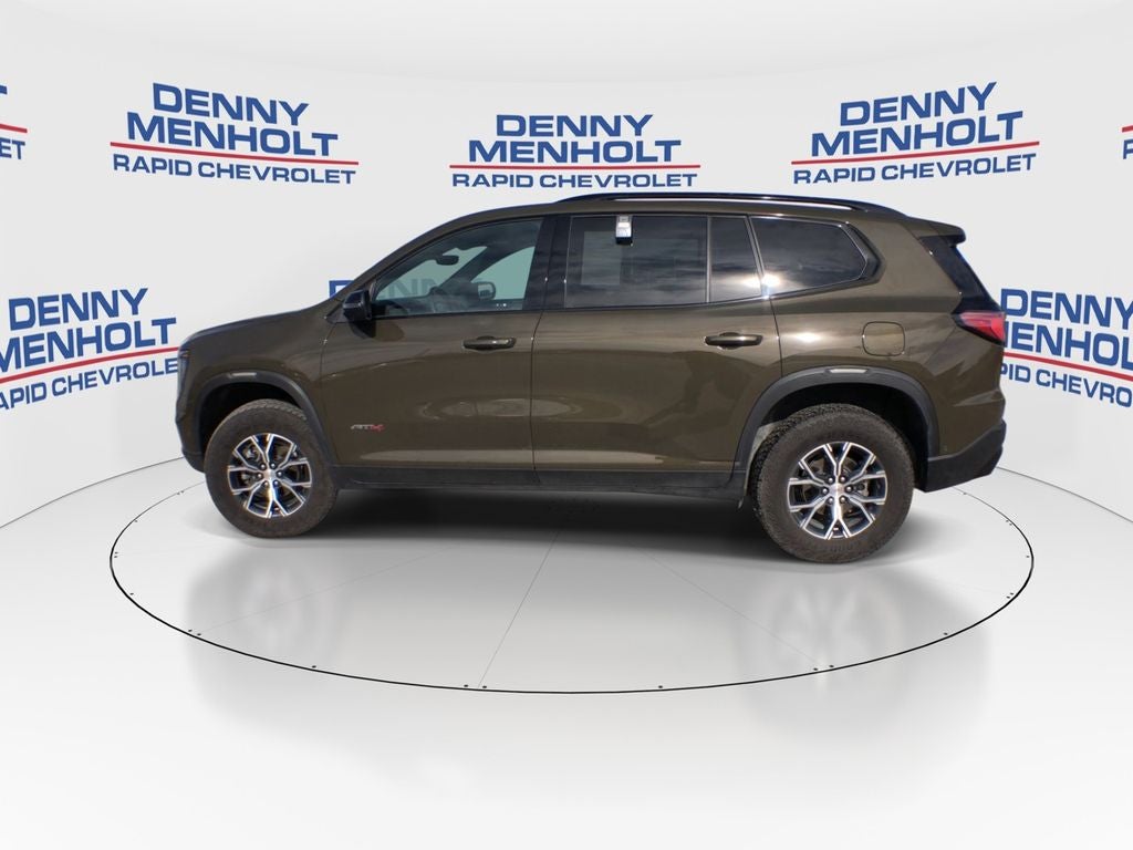 2024 GMC Acadia AT4