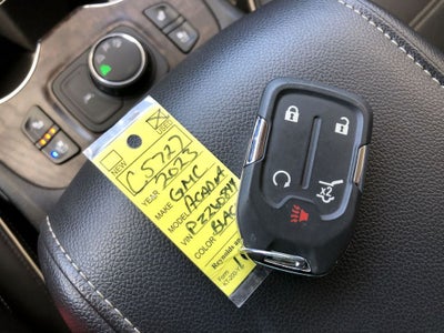 2023 GMC Acadia Denali