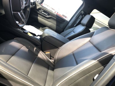 2025 GMC Yukon Elevation