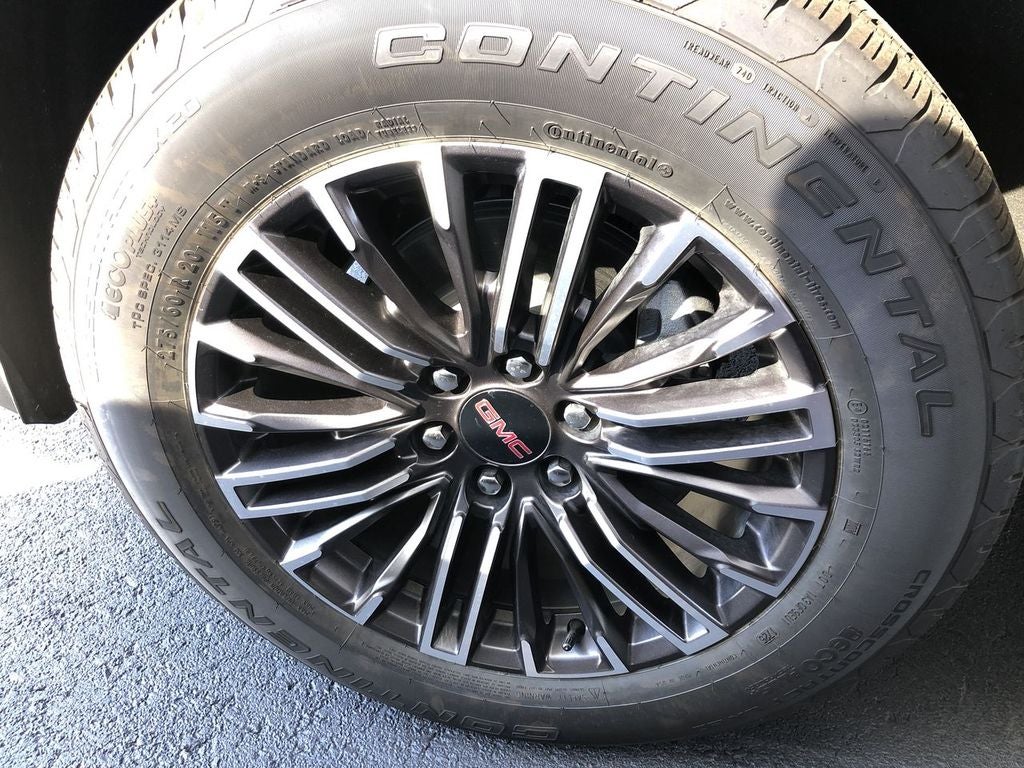 2025 GMC Yukon Elevation