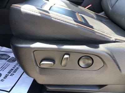 2022 GMC Yukon XL AT4
