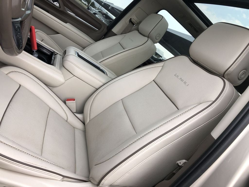2021 GMC Yukon XL Denali - Photo 16