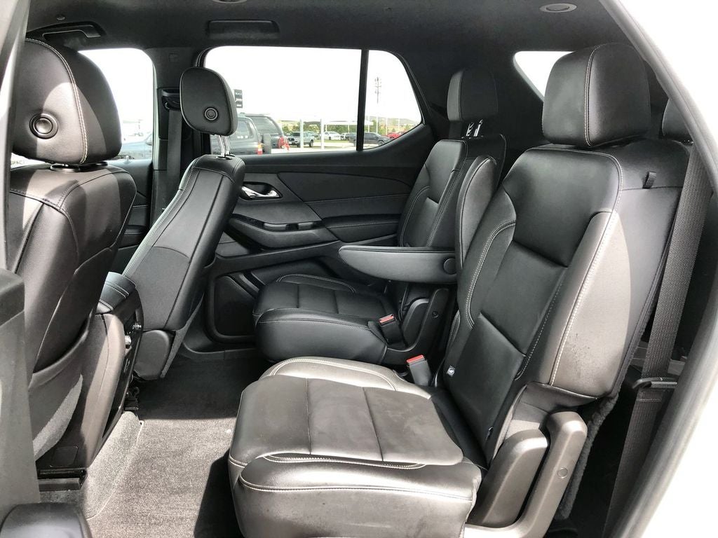 2022 Chevrolet Traverse LT Leather