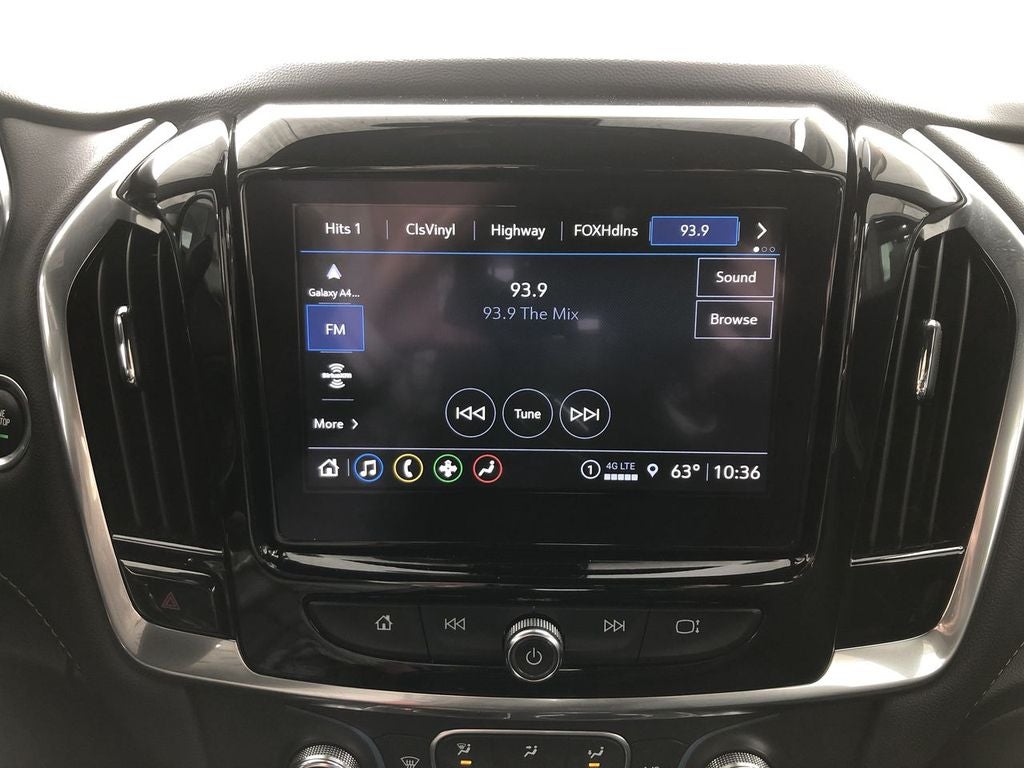 2022 Chevrolet Traverse LT Leather