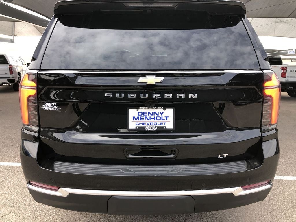 2025 Chevrolet Suburban LT