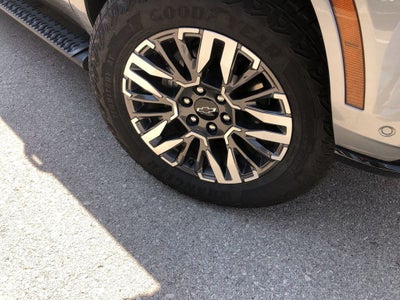 2026 Chevrolet Suburban Z71