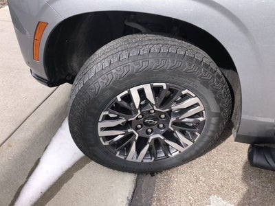 2025 Chevrolet Suburban Z71