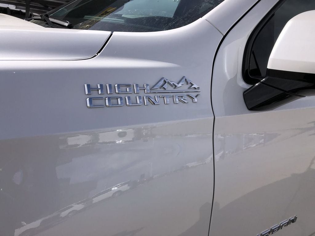 2025 Chevrolet Suburban High Country