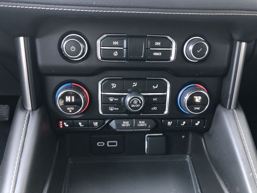 2024 Chevrolet Suburban Premier