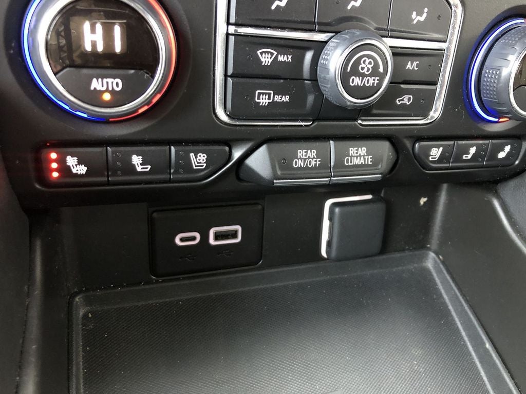 2024 Chevrolet Suburban Premier