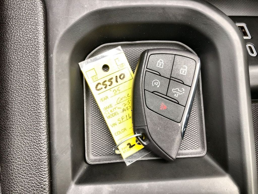 2025 GMC Sierra 2500 HD AT4