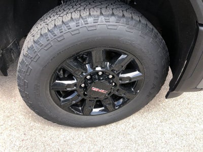 2025 GMC Sierra 3500 HD AT4
