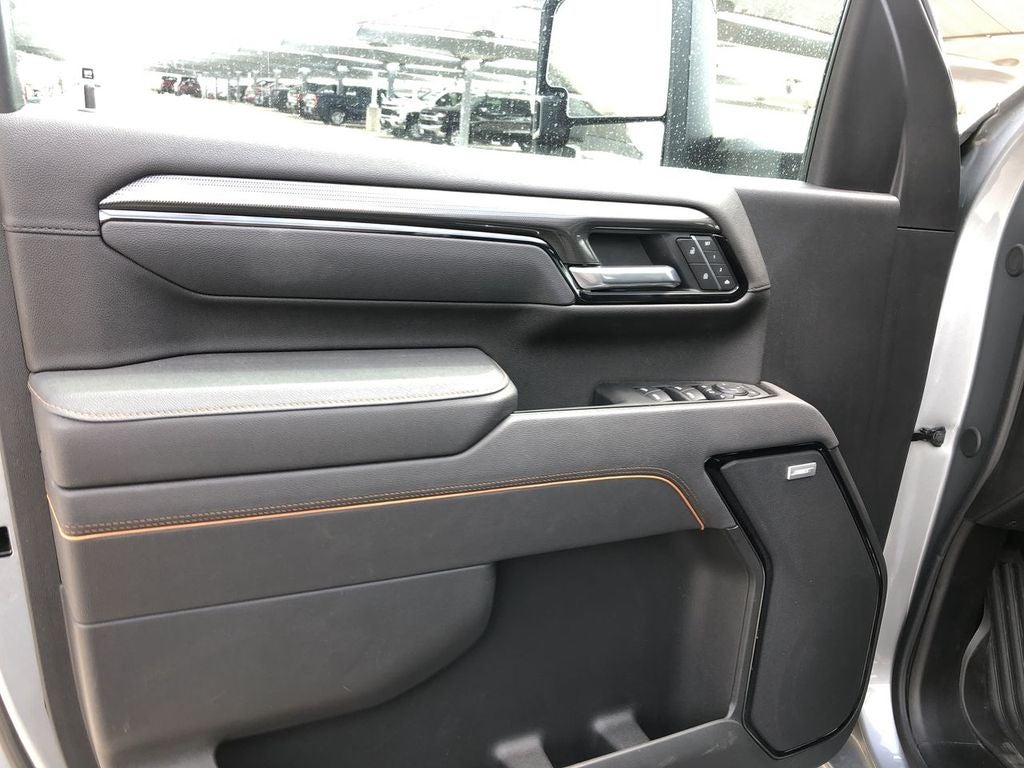 2025 GMC Sierra 3500 HD AT4