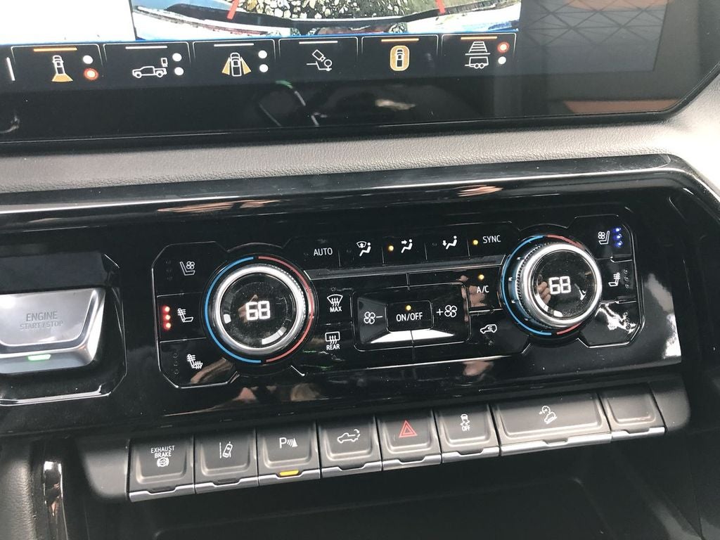 2025 GMC Sierra 3500 HD AT4