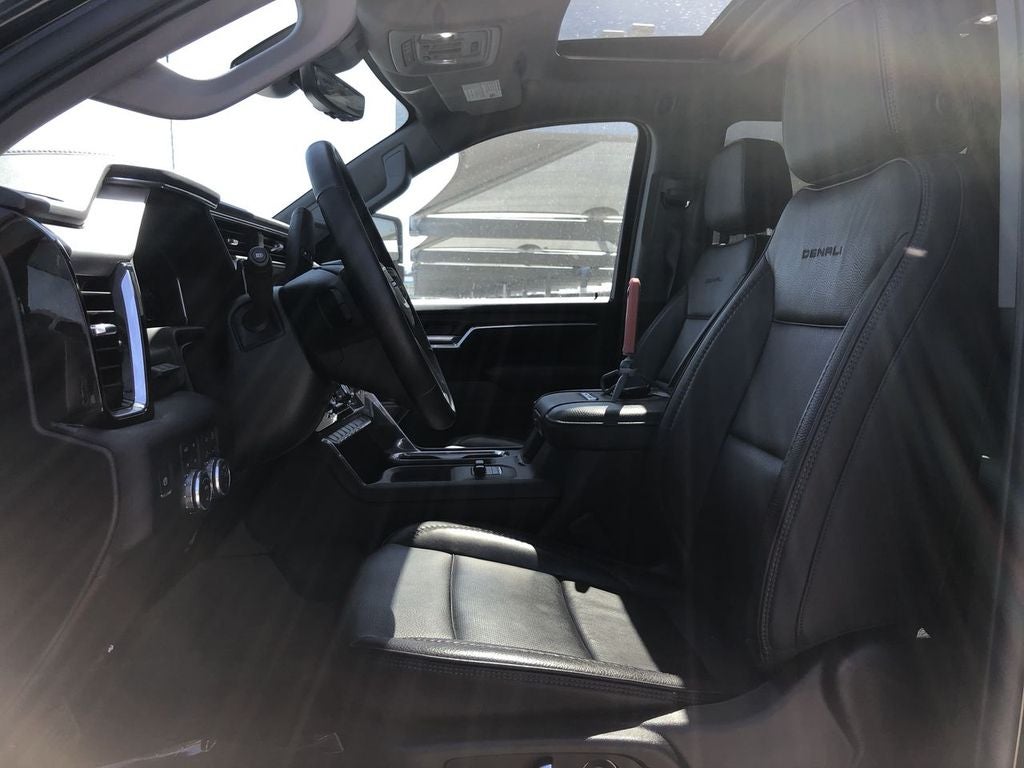 2025 GMC Sierra 3500 HD Denali DRW