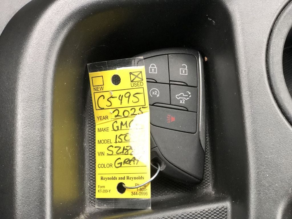 2025 GMC Sierra 1500 SLT