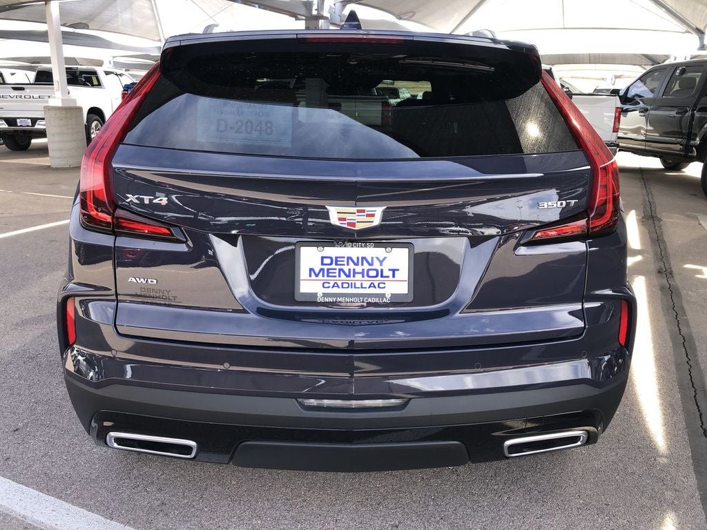 2025 Cadillac XT4 Premium Luxury