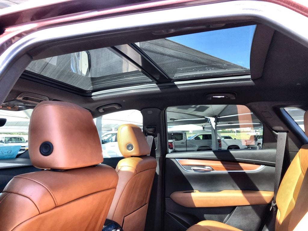 2022 Cadillac XT5 Premium Luxury