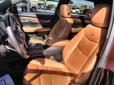 2022 Cadillac XT5 Premium Luxury