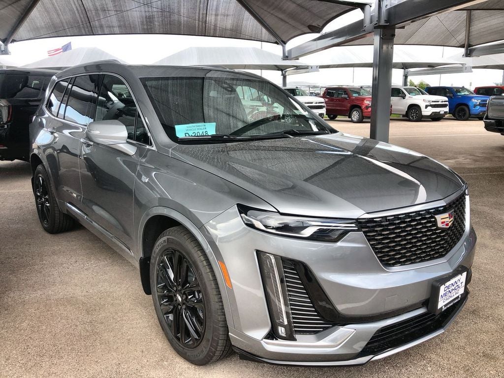 2025 Cadillac XT6 Luxury