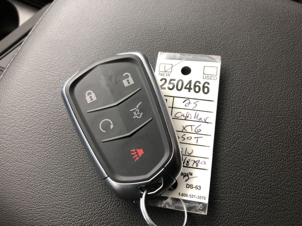 2025 Cadillac XT6 Luxury