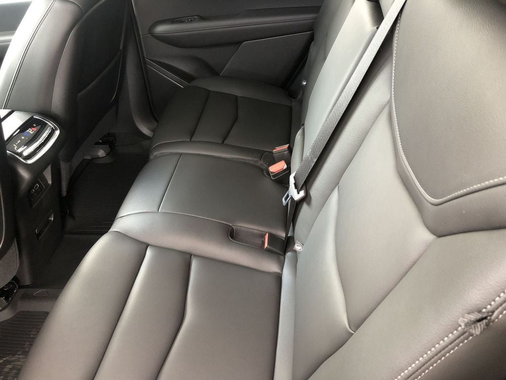 2025 Cadillac XT6 Luxury