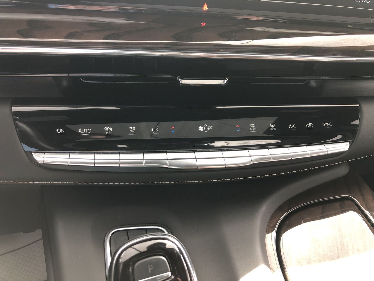 2024 Cadillac Escalade ESV Premium Luxury Platinum
